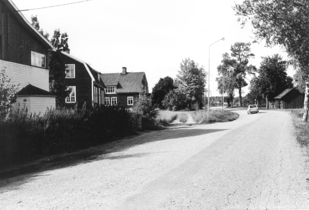001-N4199.jpg